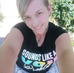 Meet your Posher, Alyssa